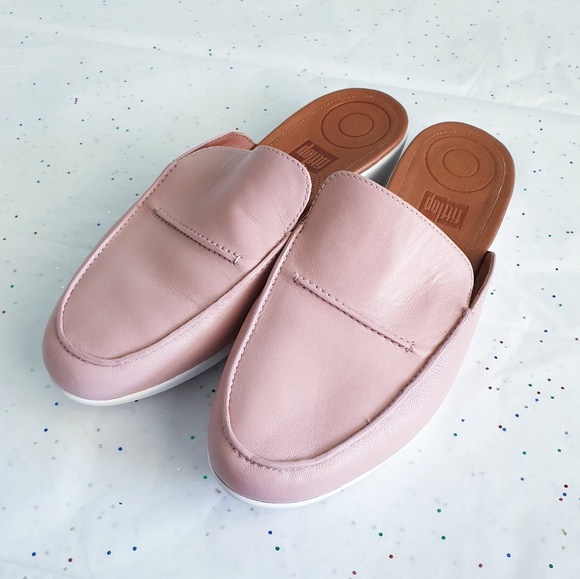 fitflop serene patent mules